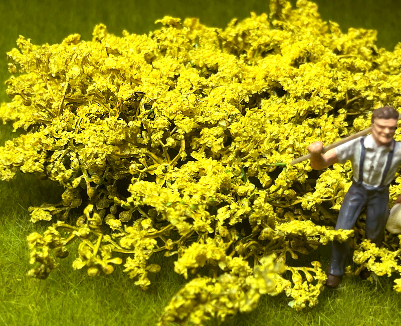 miniature scale briar patch vegetation, bushes, ground cover